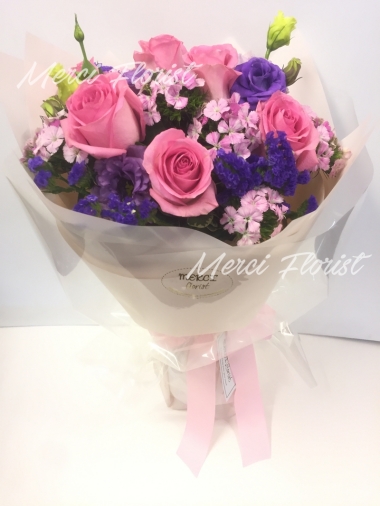 **KBQ74** Pink Rose Round Bouquet <br>粉色玫瑰 圓形花束