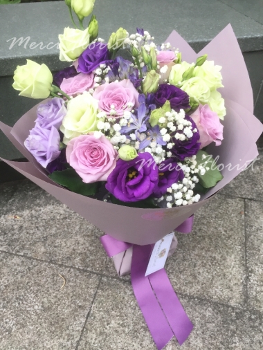 **KBQ105** Purple Roses and Eustoma Round Bouquet-6pcs<br>紫色玫瑰及 桔梗 圓形花束-6枝
